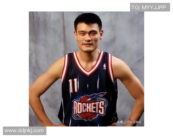 小牛火箭姚明的传奇之路：从NBA新星到中国篮球的象征与骄傲