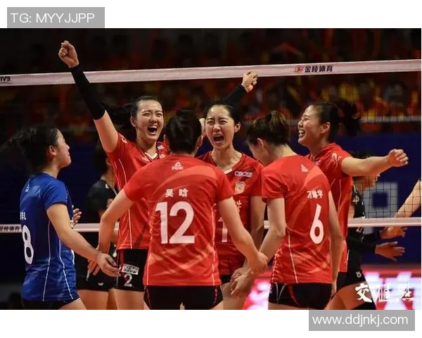 重庆排球队以54分领跑总决赛积分榜展现强劲实力 重庆排球队以54分领跑总决赛积分榜展现强劲实力